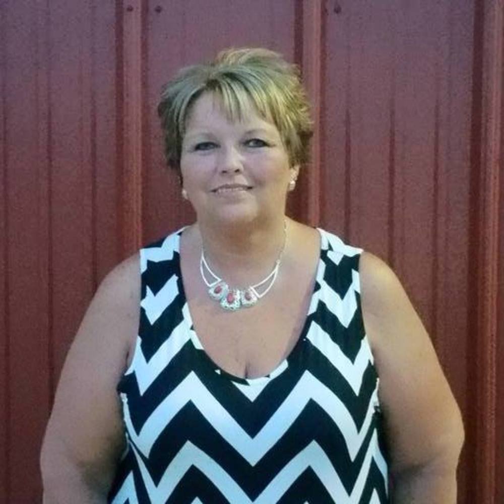 Meet your Posher, Lorraine